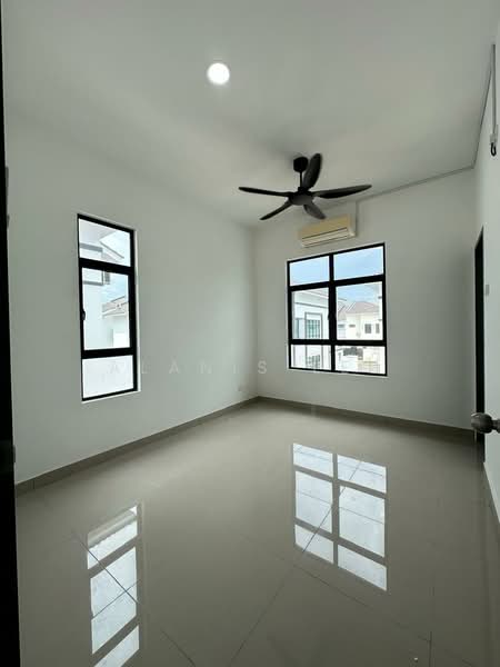 2-storey Terraced House for Rent in Taman Austin Duta (Tebrau) - Alanis Lee - PropertyGuru.com.my