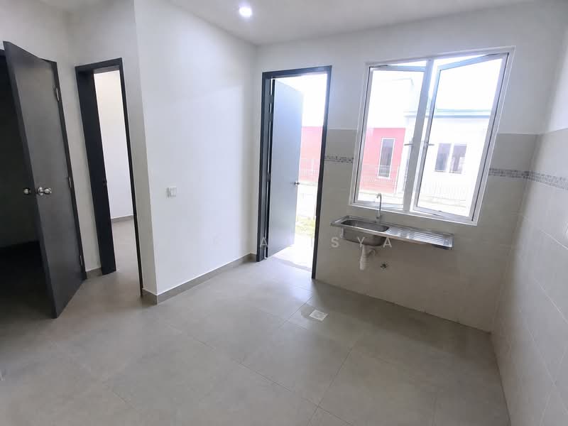 Rumah Teres 1-Tingkat untuk Dijual di Dengkil (Selangor) - Nur Alisya - Kitchen - PropertyGuru.com.my