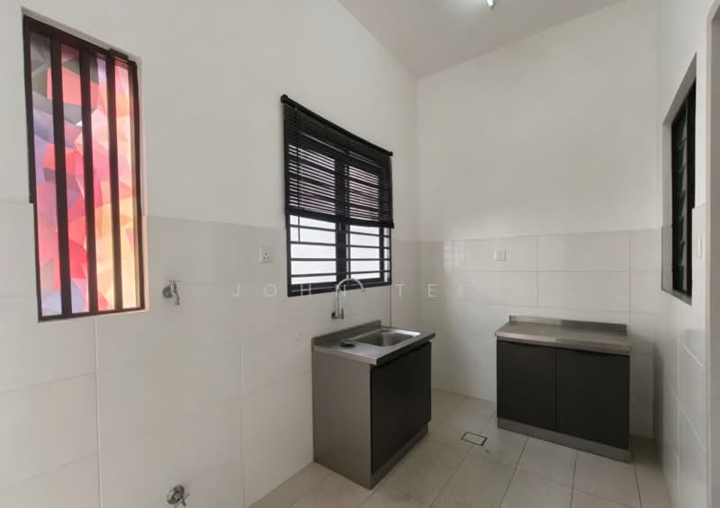 2-storey Terraced House for Rent in Setia Utama (Setia Alam) - John Tee - Kitchen - PropertyGuru.com.my