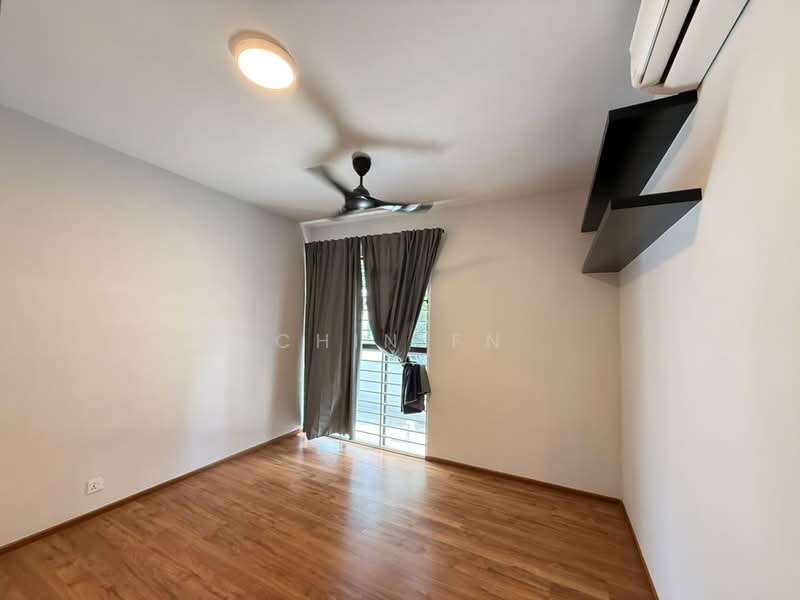 Kondominium untuk Dijual di Admiral Residences - CHIN FN - Bedroom - PropertyGuru.com.my