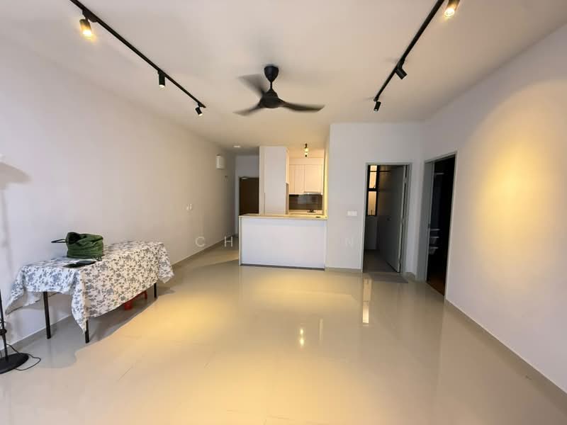 Kondominium untuk Dijual di Admiral Residences - CHIN FN - Living Room - PropertyGuru.com.my