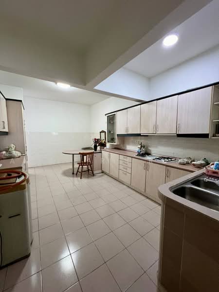 Rumah Berkembar untuk Dijual di Bandar Seri Alam (Masai) - Amir Faris Rusli - Kitchen - PropertyGuru.com.my