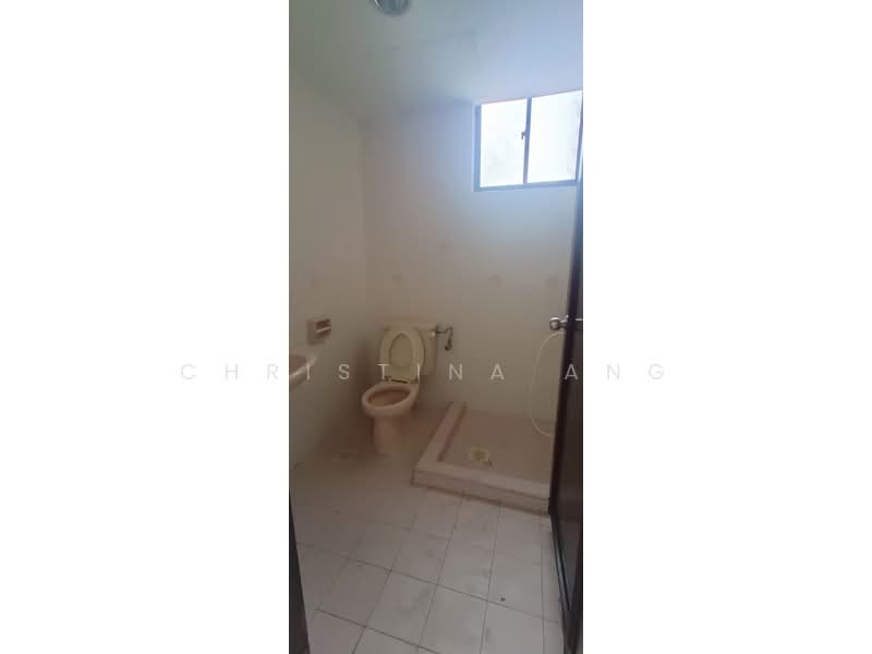 Pangsapuri untuk Dijual di Mewah View Luxurious Apartments - Christina Ang - Bathroom - PropertyGuru.com.my