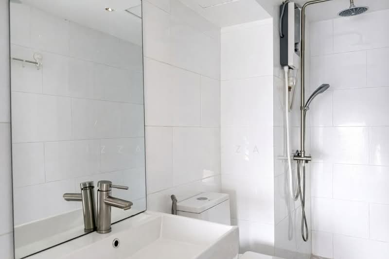 Kondominium untuk Dijual di My Loft @ Empire City - Izzaza Izzati - Bathroom - PropertyGuru.com.my