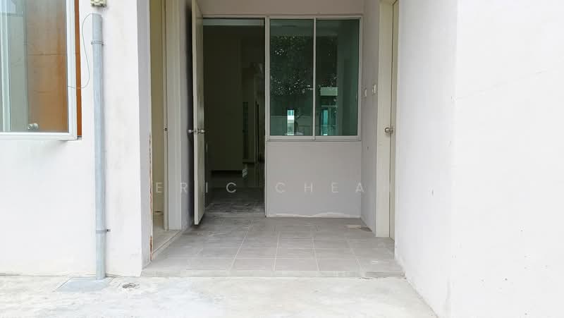 3-storey Terraced House for Rent in Puchong (Selangor) - Eric Cheah - Entrance - PropertyGuru.com.my