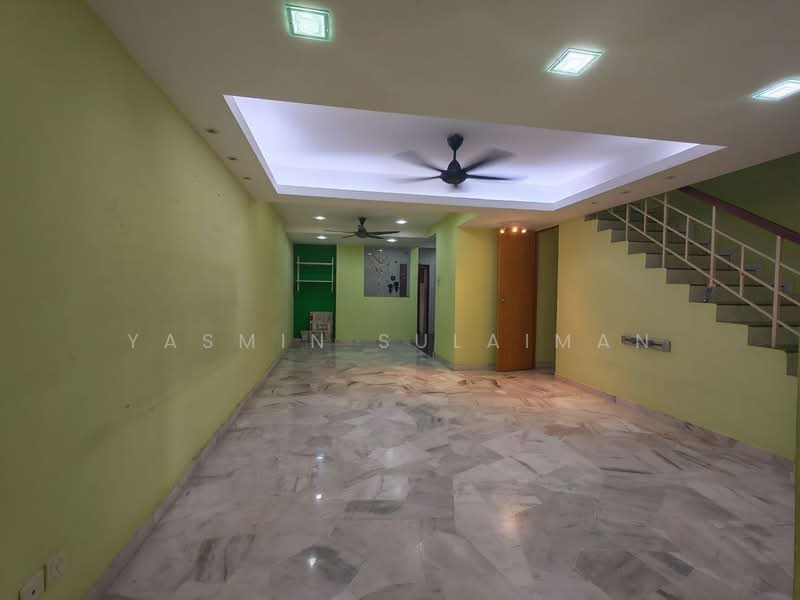 2-storey Terraced House for Sale in Wangsa Maju (Kuala Lumpur) - Yasmin Sulaiman - Living Room - PropertyGuru.com.my