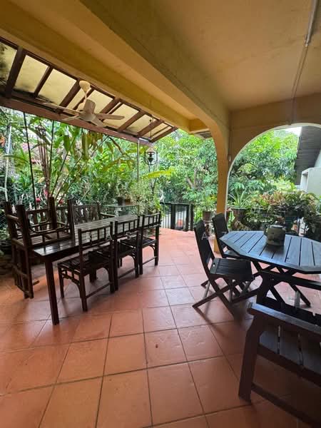 Bungalow House untuk Dijual di Seksyen 2 (Shah Alam) - Ras Shaz - Garden - PropertyGuru.com.my