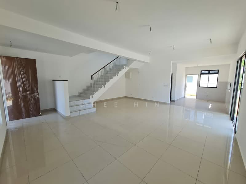 Terraced House for Rent in Kuala Selangor (Selangor) - Chee Hin - Living Room - PropertyGuru.com.my