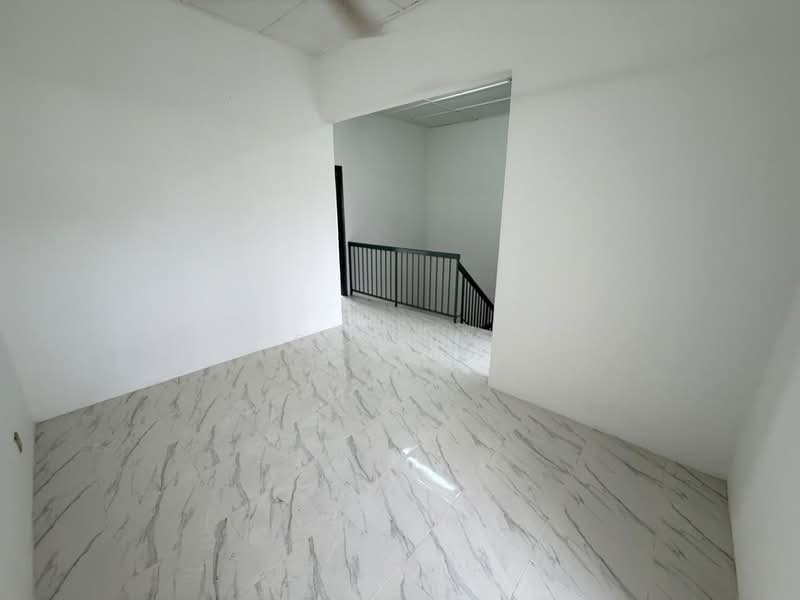 Rumah Teres 2-Tingkat untuk Dijual di Bandar Baru Kundang (Rawang) - SK Luk - Interior - PropertyGuru.com.my