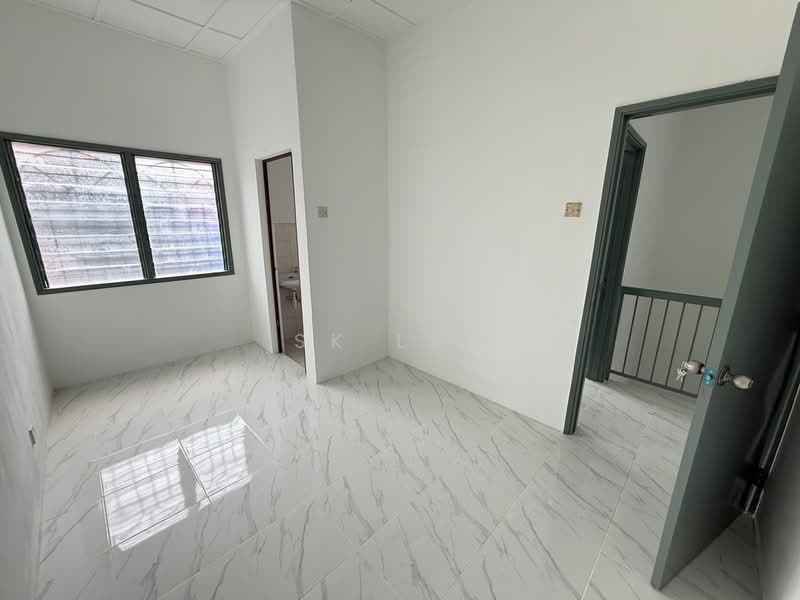 Rumah Teres 2-Tingkat untuk Dijual di Bandar Baru Kundang (Rawang) - SK Luk - Interior - PropertyGuru.com.my