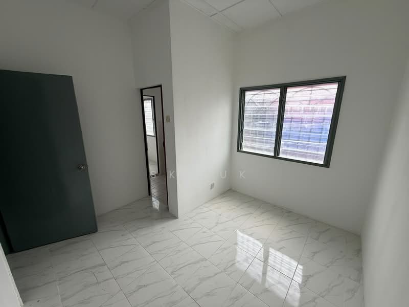 Rumah Teres 2-Tingkat untuk Dijual di Bandar Baru Kundang (Rawang) - SK Luk - Interior - PropertyGuru.com.my