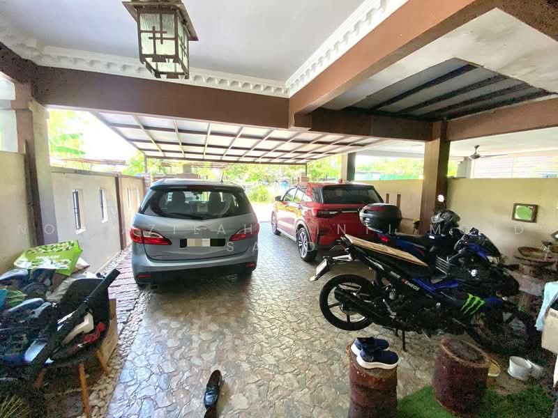 2-storey Terraced House for Sale in Batu Caves (Kuala Lumpur) - Norfazilah Binti Mohd Saad - Car Park - PropertyGuru.com.my