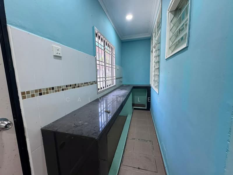 2-storey Terraced House for Sale in Bandar Seri Alam (Masai) - Calvin Lee - Kitchen - PropertyGuru.com.my