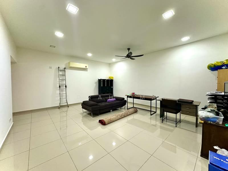 2-storey Terraced House for Sale in U16, Elmina Gardens (Shah Alam) - Nadrah Omar - Living Room - PropertyGuru.com.my