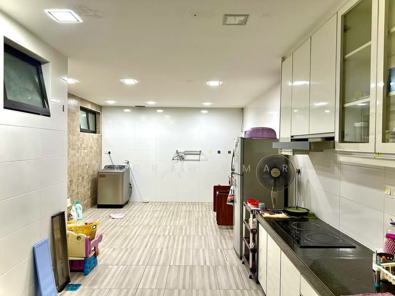 2-storey Terraced House for Sale in U16, Elmina Gardens (Shah Alam) - Nadrah Omar - Kitchen - PropertyGuru.com.my
