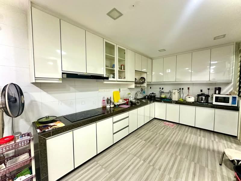 2-storey Terraced House for Sale in U16, Elmina Gardens (Shah Alam) - Nadrah Omar - Kitchen - PropertyGuru.com.my