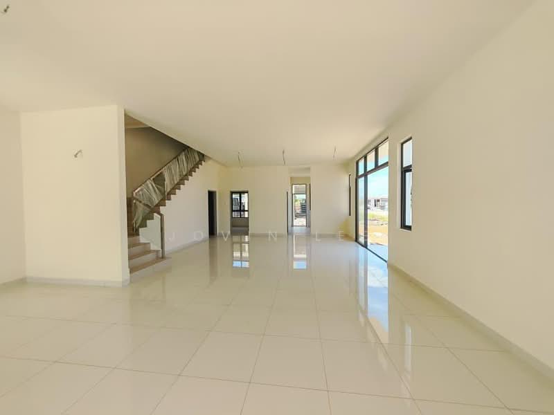 Rumah Berkembar untuk Dijual di Parit Buntar (Perak) - Jovin Lee - Living Room - PropertyGuru.com.my