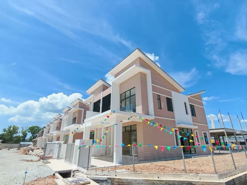 Rumah Berkembar untuk Dijual di Parit Buntar (Perak) - Jovin Lee - Exterior - PropertyGuru.com.my