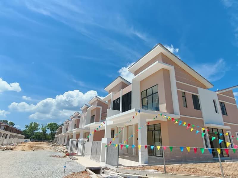 Rumah Berkembar untuk Dijual di Parit Buntar (Perak) - Jovin Lee - Exterior - PropertyGuru.com.my