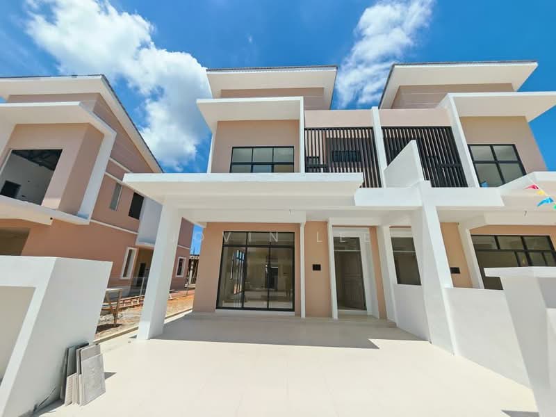 Rumah Berkembar untuk Dijual di Parit Buntar (Perak) - Jovin Lee - Exterior - PropertyGuru.com.my