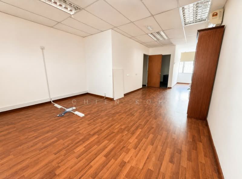 Shop / Office untuk Disewa di Usj 10 (Subang Jaya) - Chien Koh - Interior - PropertyGuru.com.my
