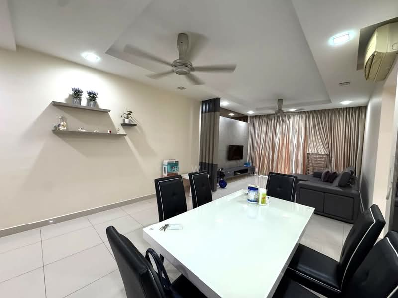 Condominium for Sale at The Z Residence - Kew . - Living Room - PropertyGuru.com.my