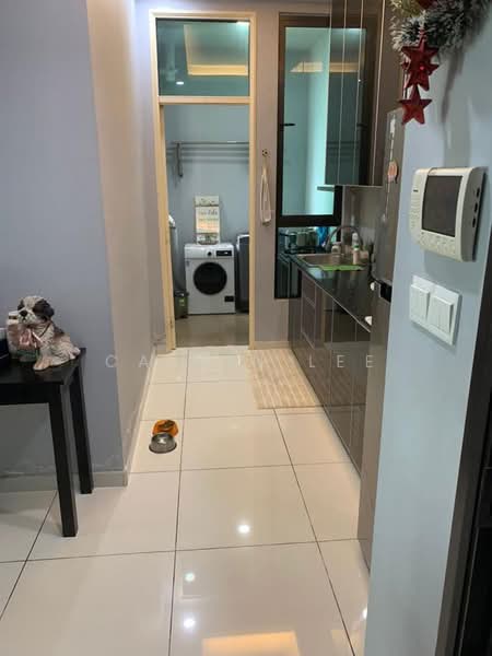 Service Residence for Sale at D'Summit Residences - Calvin Lee - Kitchen - PropertyGuru.com.my