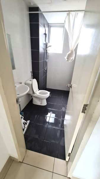Kediaman Servis untuk Disewa di Maxim Residences - Kew . - Bathroom - PropertyGuru.com.my