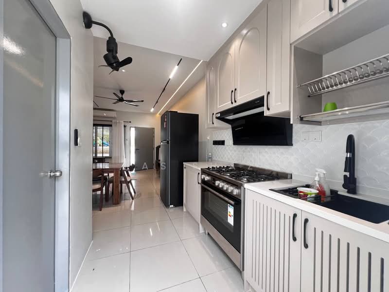2-storey Terraced House for Sale in Kuala Selangor (Selangor) - Ras Shaz - Kitchen - PropertyGuru.com.my