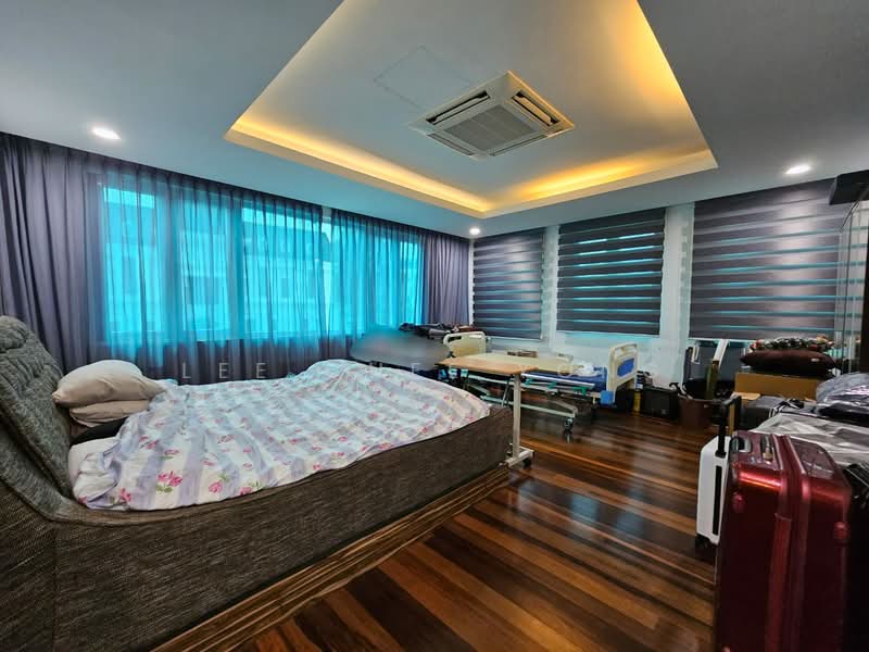 Bungalow House for Sale in Davinia (Batu) - James Lee - Bedroom - PropertyGuru.com.my