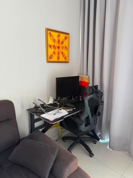 Kondominium untuk Dijual di Amberside @ Country Garden Danga Bay - May Lee - Study - PropertyGuru.com.my