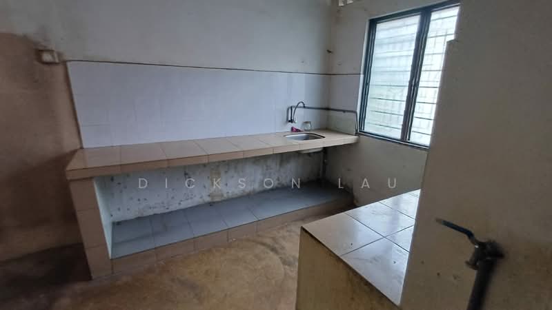 1-storey Terraced House for Sale in Kepong Baru (Kepong) - Dickson Lau - Kitchen - PropertyGuru.com.my