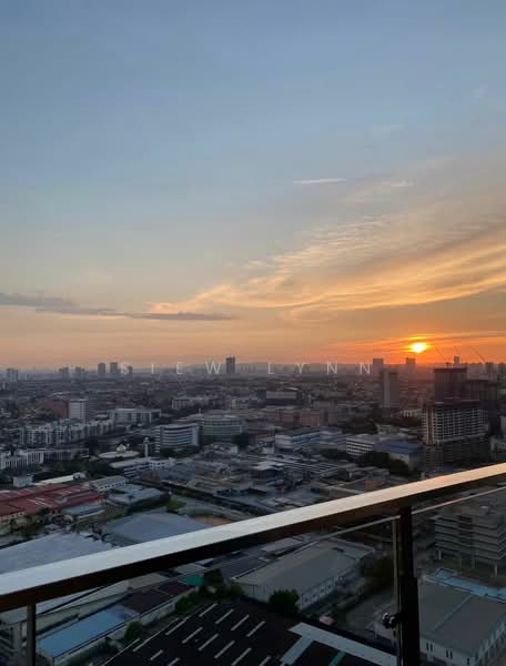 Kediaman Servis untuk Disewa di PJ Midtown - Siew Lynn - View - PropertyGuru.com.my