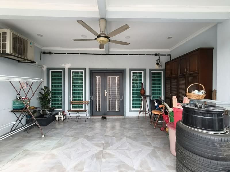 2-storey Terraced House for Sale in Taman Puchong Prima (Puchong) - Yasmin Sulaiman - Entrance - PropertyGuru.com.my
