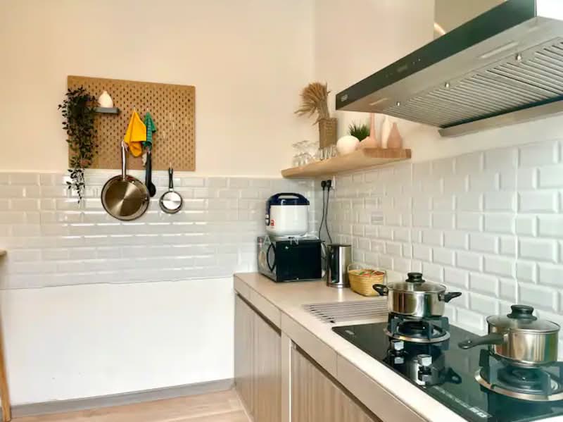 Service Residence for Sale at Tamarind Suites - Lilian Ta - Kitchen - PropertyGuru.com.my