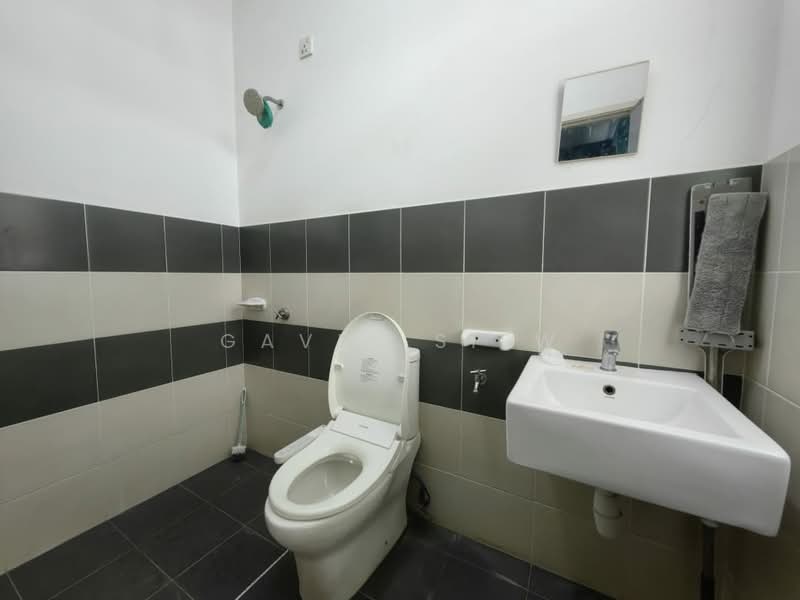 2-storey Terraced House for Rent in Pasir Gudang (Johor) - Gavin Siew - Bathroom - PropertyGuru.com.my