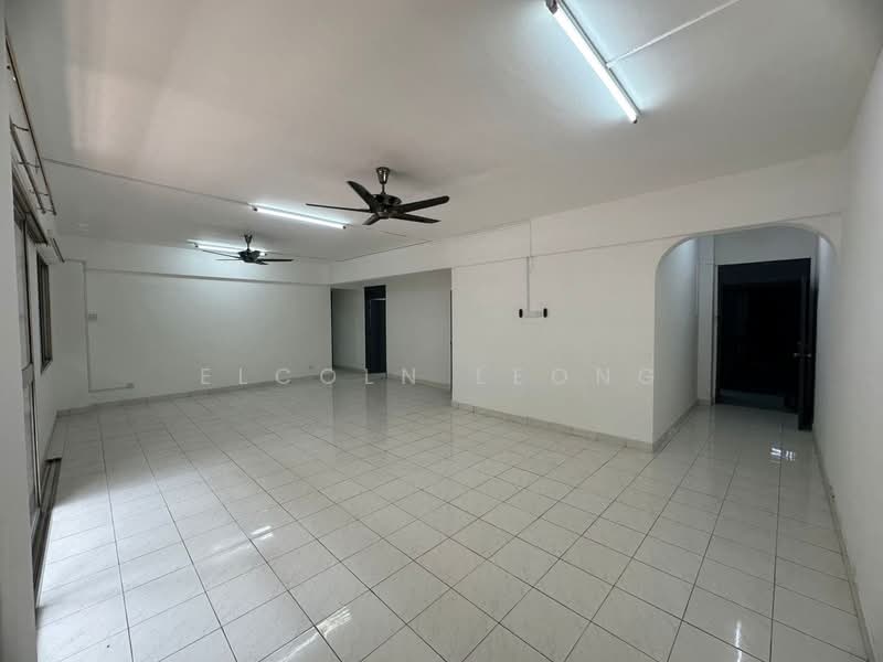 Apartment for Sale at Bangunan Choo Cheng Khay - Elcoln Leong - Living Room - PropertyGuru.com.my