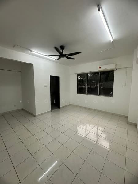 Apartment for Sale at Bangunan Choo Cheng Khay - Elcoln Leong - Living Room - PropertyGuru.com.my