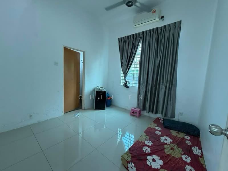 Bungalow House for Sale in Taman Permatang Pasir Perdana (Alai) - CHIN FN - Bedroom - PropertyGuru.com.my