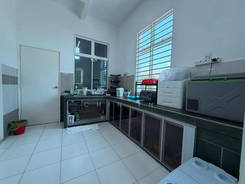 Bungalow House for Sale in Taman Permatang Pasir Perdana (Alai) - CHIN FN - Kitchen - PropertyGuru.com.my
