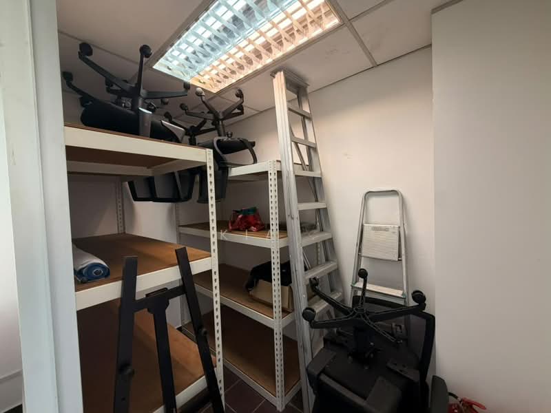 Kedai untuk Disewa di Taman Molek (Johor Bahru) - Kia . - Interior - PropertyGuru.com.my