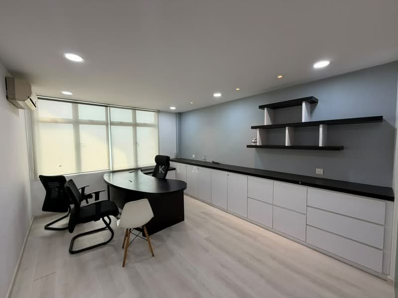 Kedai untuk Disewa di Taman Molek (Johor Bahru) - Kia . - Interior - PropertyGuru.com.my