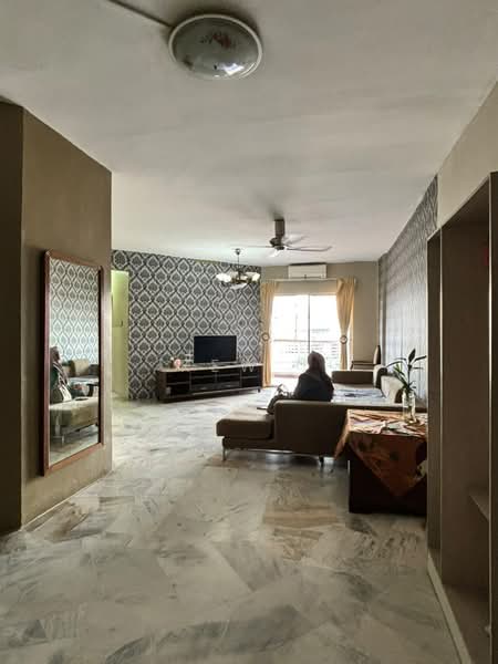 Condominium for Rent at Sri Angsana Hilir - Kew . - Living Room - PropertyGuru.com.my