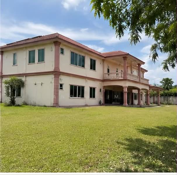 Semi-Detached House for Sale in Sepang (Selangor) - angel lim - Exterior - PropertyGuru.com.my