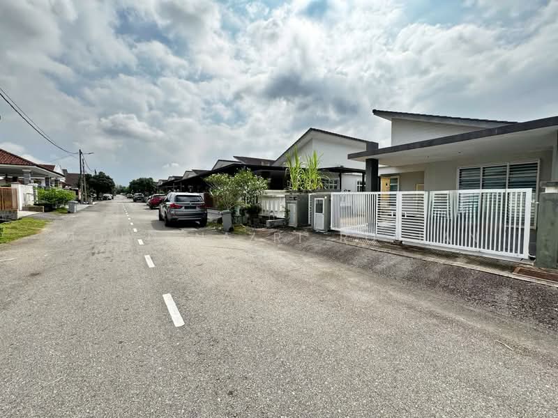 Semi-Detached House for Sale in Taman Tuanku Jaafar (Seremban) - Mohd Nazri Roslan - PropertyGuru.com.my