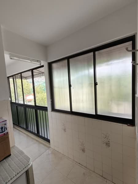Rumah Flat untuk Dijual di Taman Lip Sin Block 6 - Kaze Kang - PropertyGuru.com.my