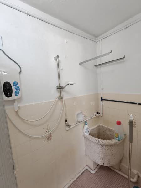 Rumah Flat untuk Dijual di Taman Lip Sin Block 6 - Kaze Kang - PropertyGuru.com.my