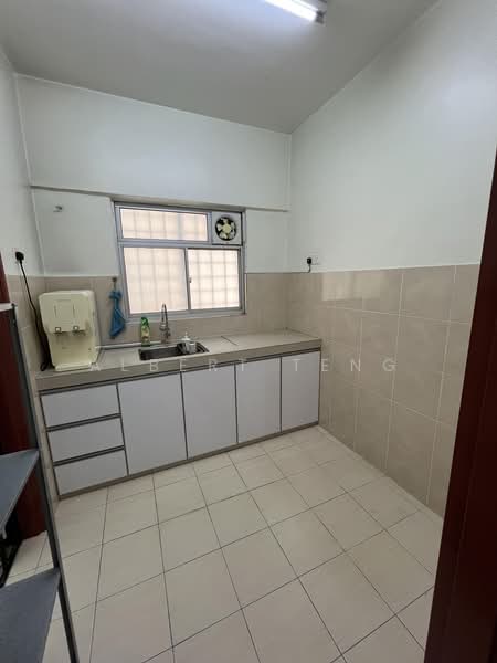 Condominium for Rent at Beverly 2 - Albert Teng - Kitchen - PropertyGuru.com.my