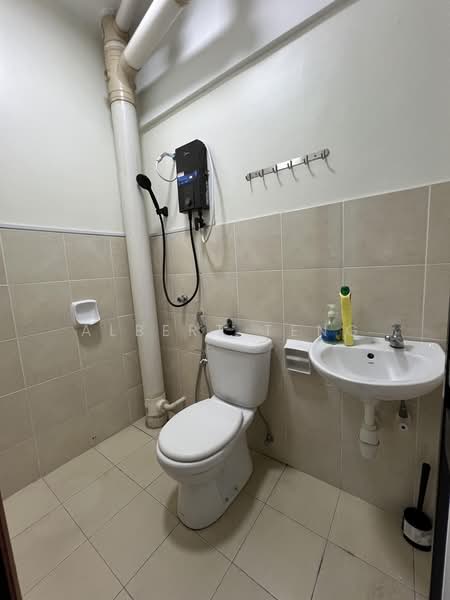 Condominium for Rent at Beverly 2 - Albert Teng - Bathroom - PropertyGuru.com.my