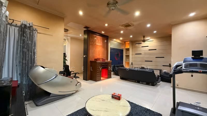 Semi-Detached House for Sale in Ampang Jaya (Ampang) - Jocelyn Shu - Living Room - PropertyGuru.com.my